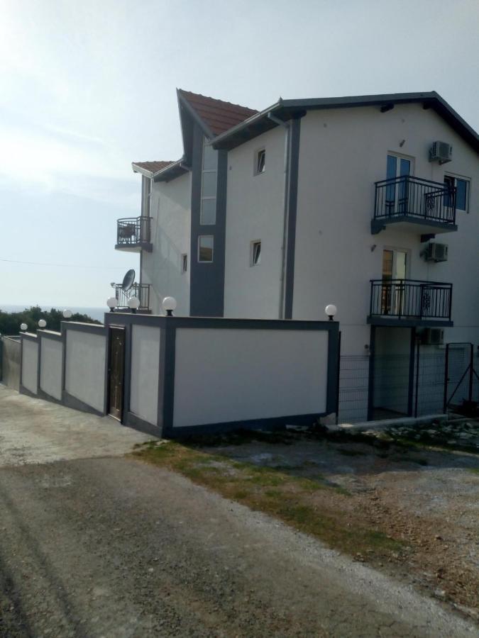 Villa Bojana Utjeha Bagian luar foto